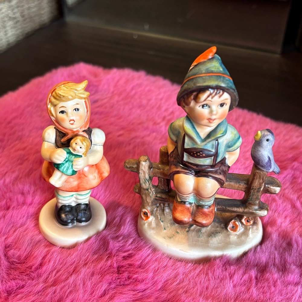 VINTAGE GOEBEL HUMMEL 1938 “Wayside Harmony” and 1967 “Girl with